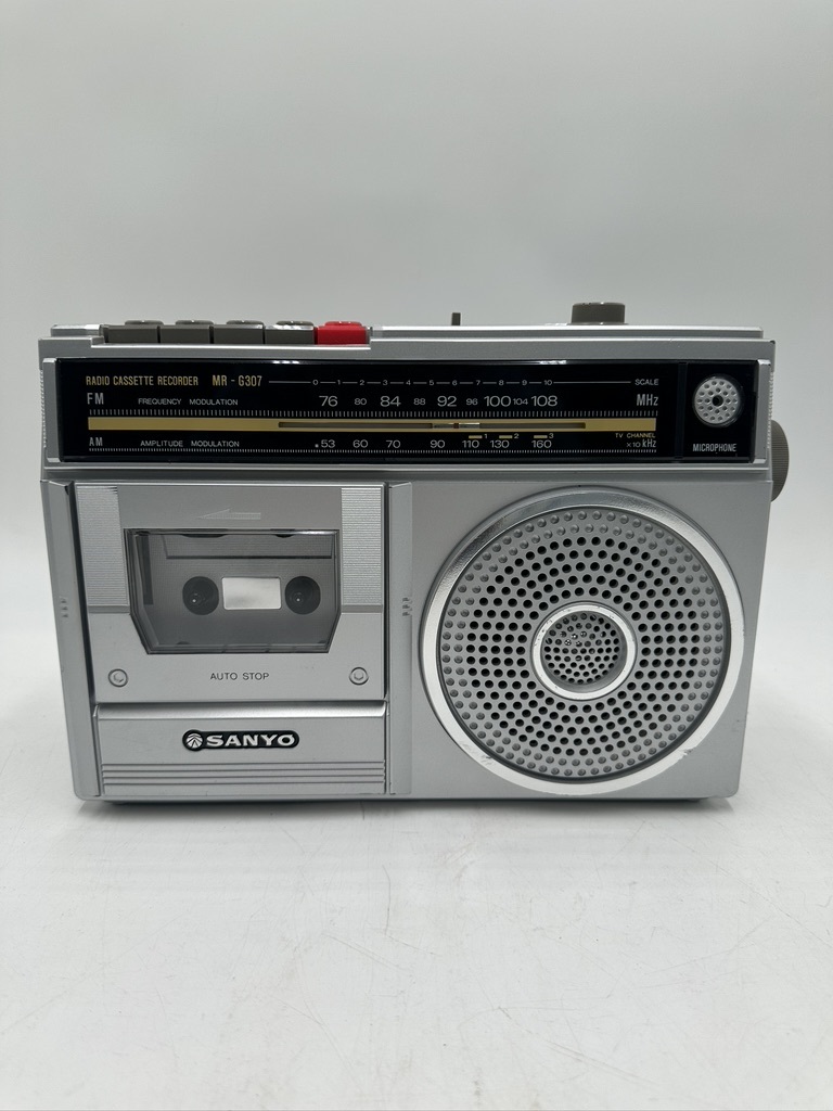 t0489 昭和レトロ SANYO MR-G307 FM/AM 2バンド ラジオカセットレコーダー ラジカセ 通電OK 動作OK 現状 アンティーク_画像1