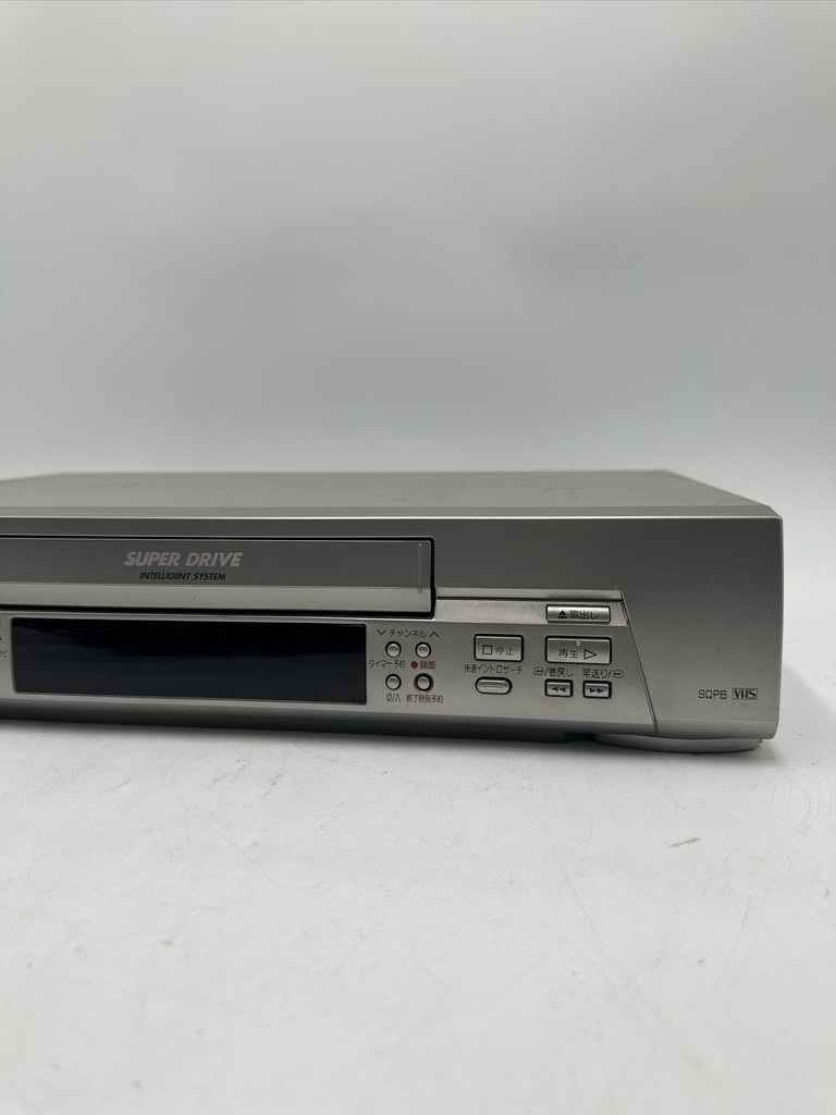 t0493 Panasonic パナソニック NV-HV1 ビデオカセットプレーヤー ビデオデッキ 2000年製 通電OK 現状の画像6