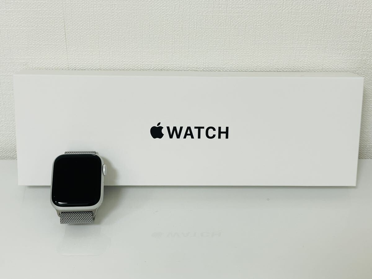 Apple Watch SE ( GPSモデル) - 40mm
