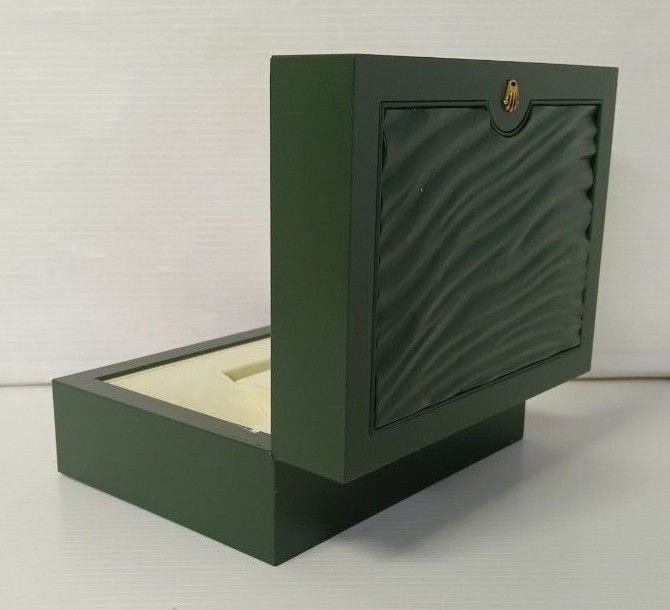 美品 純正 ROLEX ロレックス デイデイト モス 時計ケース 冊子 赤タグ カードケース Lサイズ 外箱 BOX 時計箱 81