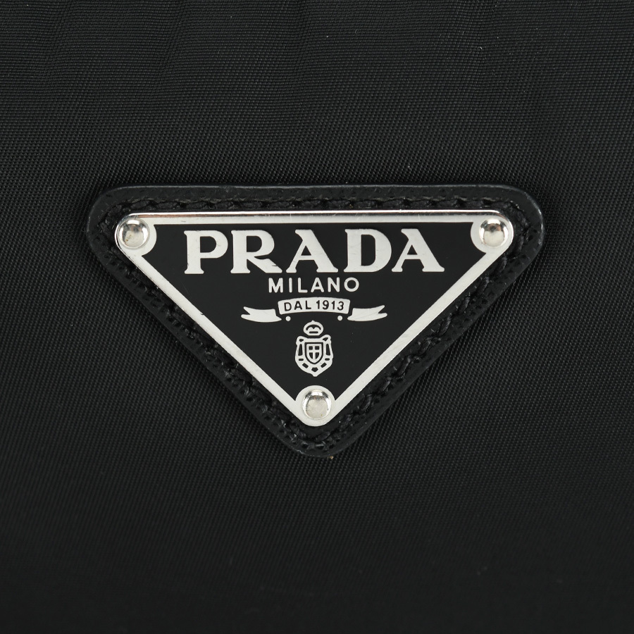 新入荷 プラダ PRADA ショルダーバッグ 2VH113 ブラック 黒 サフィアーノレザー 斜め掛け トライングルロゴ 三角ロゴ メンズ 中古_画像7