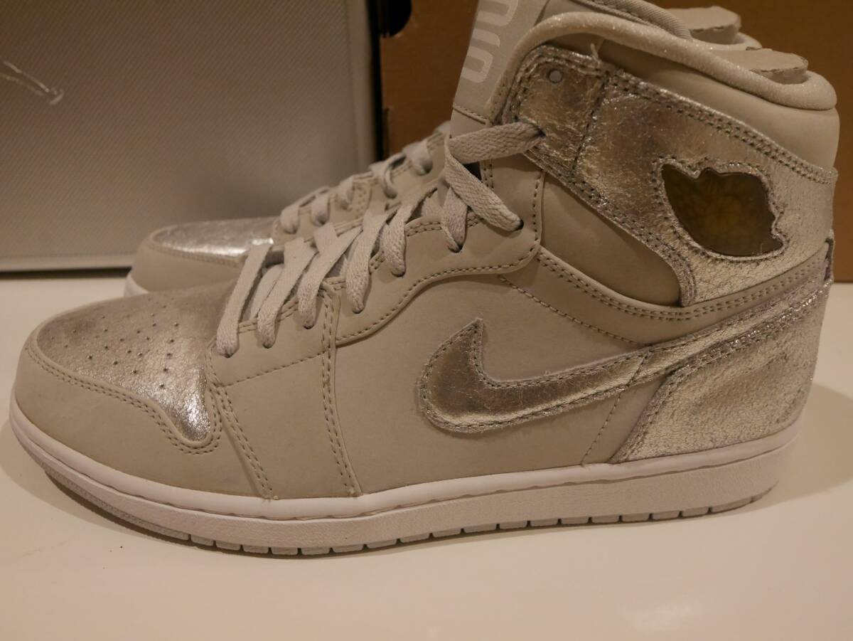 AIR JORDAN 1 RETRO HI SILVER　Silver Anniversary　US10.5　28.5cm DUNK SB SUPREME STUSSY_画像1