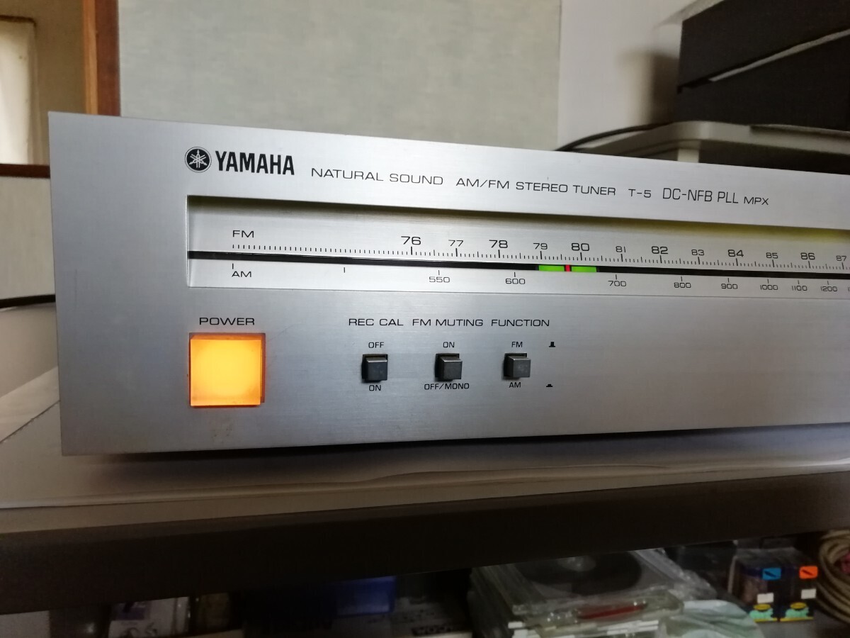 ヤマハ YAMAHA ステレオチューナー T5 FM AM 動作品 A-6 A-S301 AX-640 などのシルバー系に_画像5