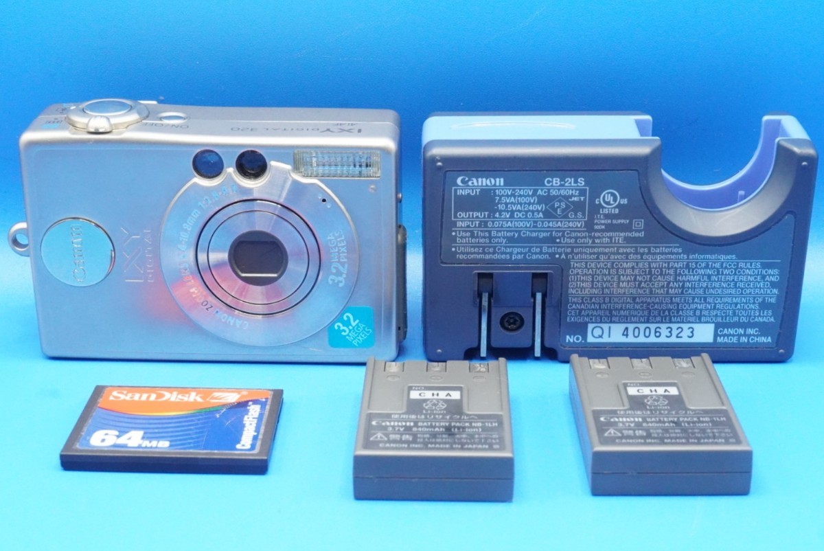 キヤノン コンパクトデジタルカメラ イクシーデジタル 320(Canon IXY DIGITAL 320)動作確認済 バッテリー2個,充電器,メモリーカード付属_画像1