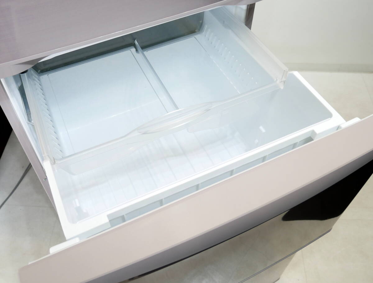 引取歓迎 東大阪(R603-B216)Panasonic ノンフロン冷凍冷蔵庫 NR-C37DML-P 365L 2015年製 3ドア 左開き シャイニングピンク 製氷機能の画像7
