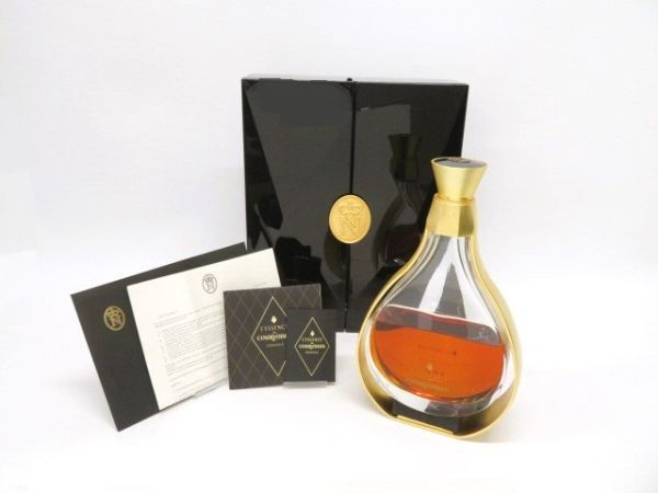 【直接引取不可】hawi1376-7 125 COURVOISIER クルボアジェ L'ESSENCE エッセンス コニャック ブランデー バカラ 42% お酒 化粧箱 (備考)_画像1