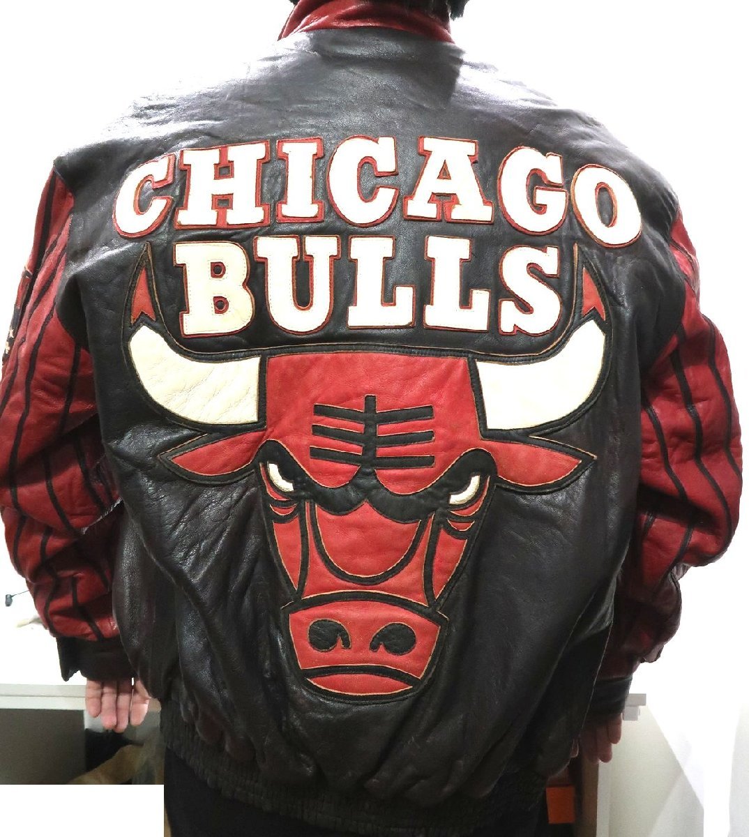 幻の逸品！JEFF HAMILTON シカゴブルズ USA製 BULLS メンズ レザー リバーシブル スタジャン レザー ブルゾン メンズ L_画像1