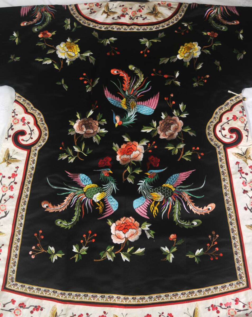 上海MADE　本格レディースチャイナ　１００パーセントシルク　縫製・刺繍・全てハンドメードでございます。　_画像5