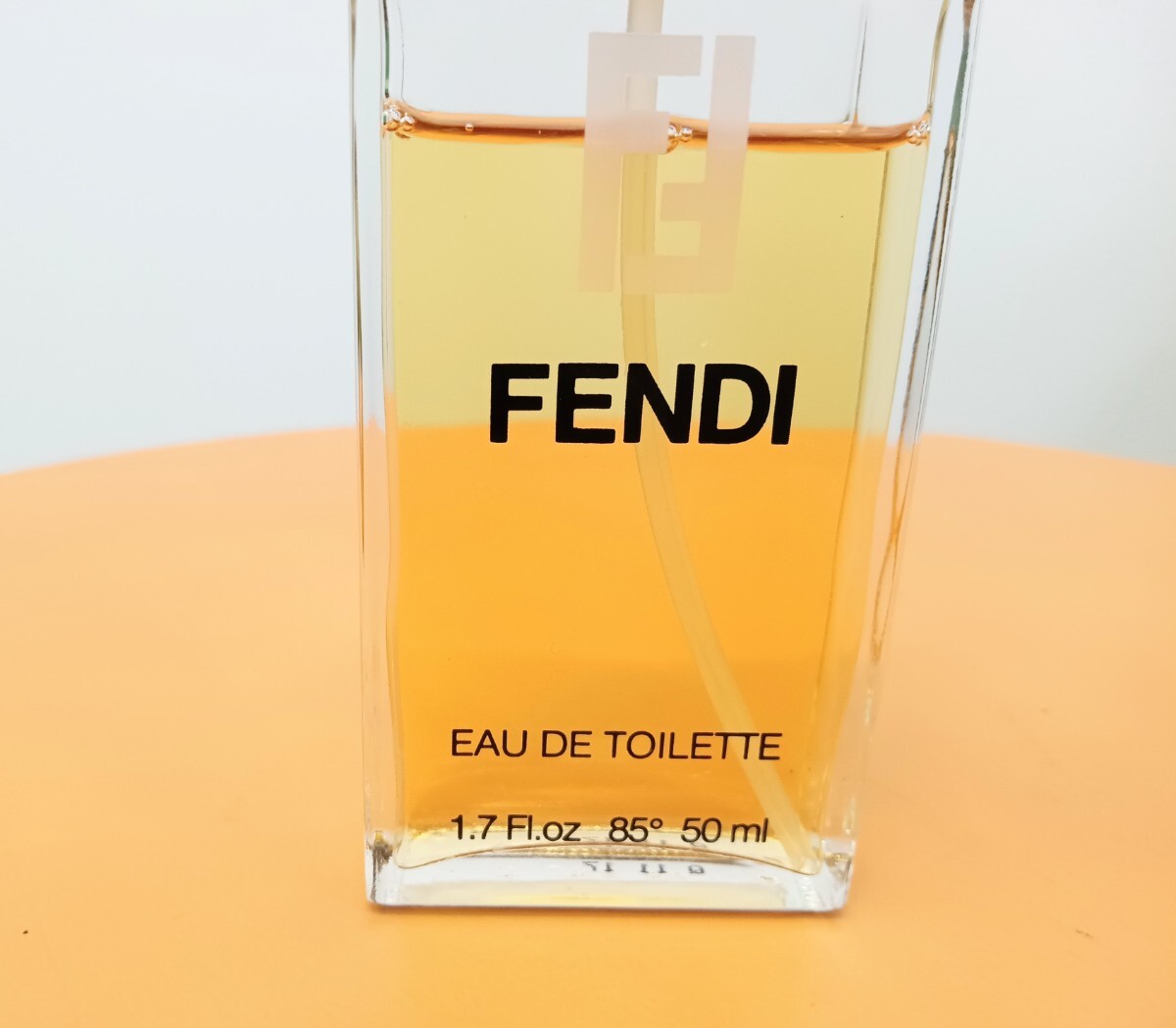 FENDI EAU DE TOILETTE 50ml残量85% 箱なし　香水　_画像2