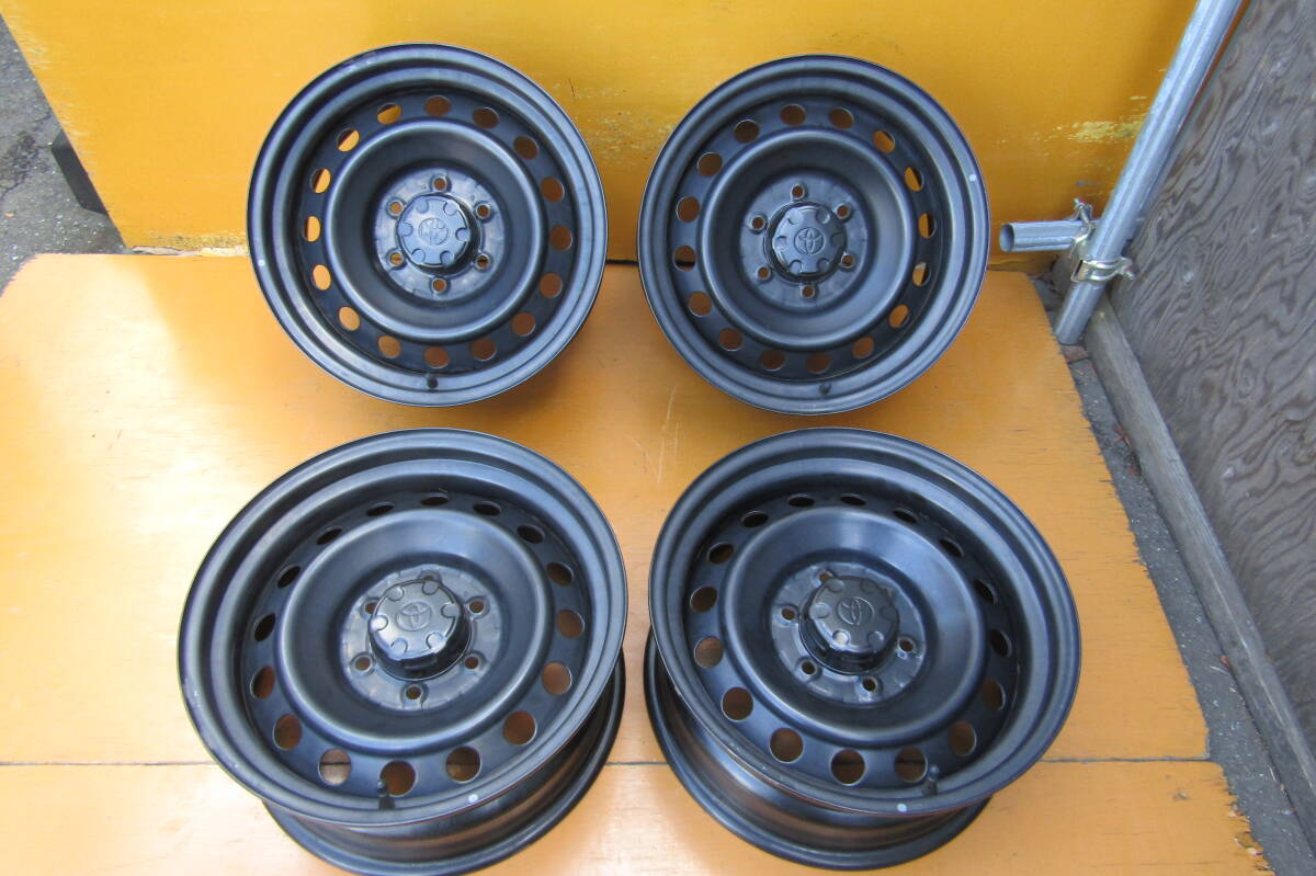 トヨタ FJクルーザー 純正スチールホイール４本セット　 17×7.5J ET15 PCD139.7 6H プラド ハイラックス 　キャップ有_画像1