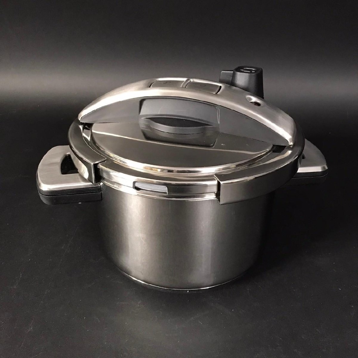 ER0209-10-3 未使用品 MEYER HIGH PRESSURE COOKER 圧力鍋 4.0L 140kpa マイヤー 調理器具 鍋 100サイズ_画像4