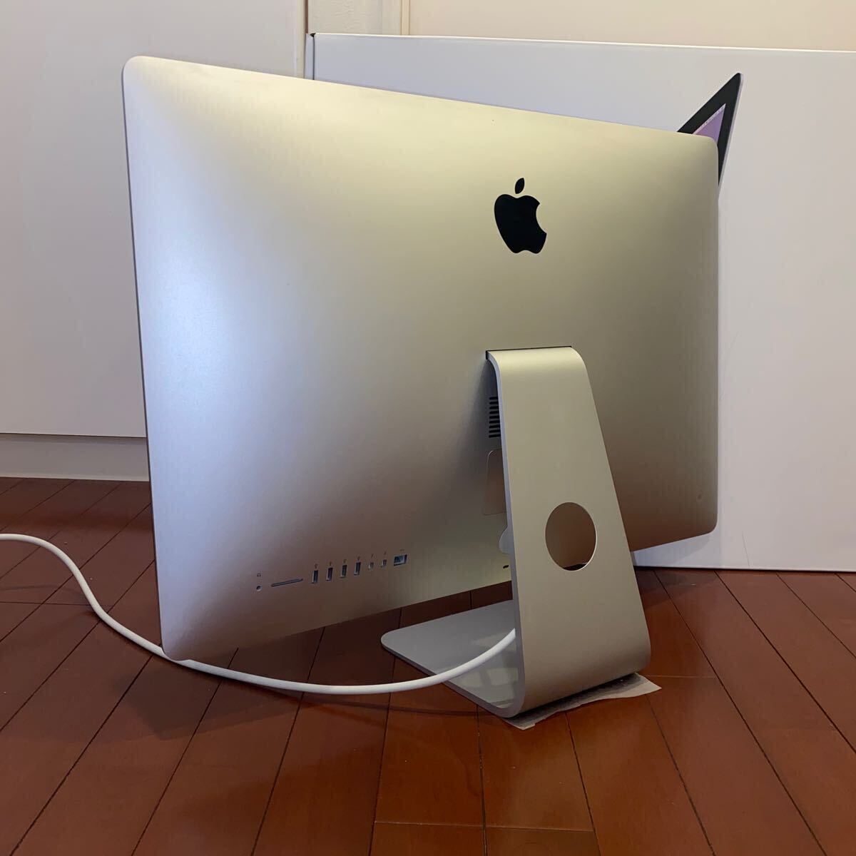 iMac MF886J/A ［Retina 5Kディスプレイモデル 2014年秋冬モデル］27-inch Apple アップル 1TB メモリ8GB（ジャンク）_画像2