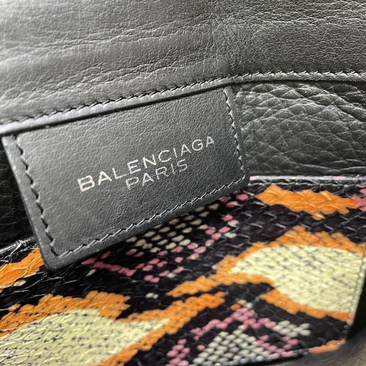 美品!! BALENCIAGA バレンシアガ クラッチバッグ パイソン C28-62の画像4