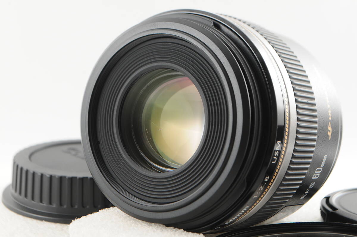 ★超美品★ Canon キヤノン EF-S 60mm F2.8 MACRO USM 付属品付★清潔感溢れる綺麗な外観! 光学系カビ・クモリなし! 細かく動作確認済!_画像1