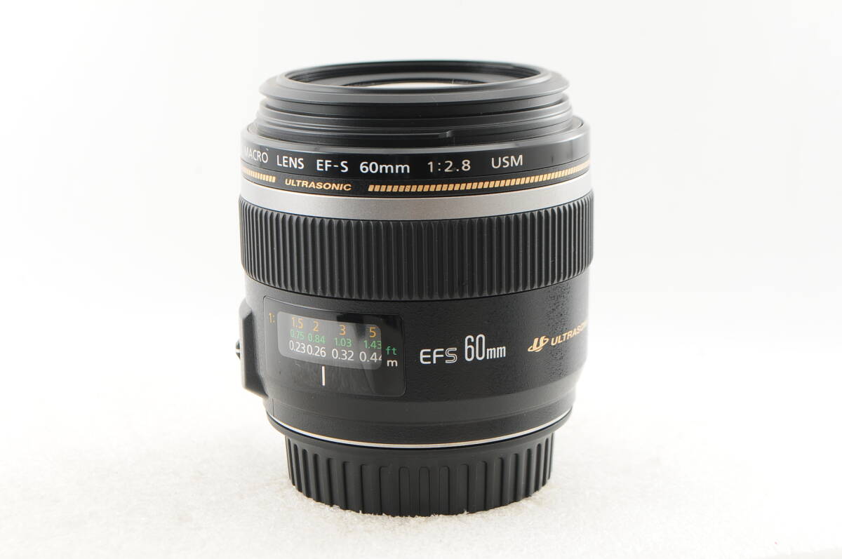 ★超美品★ Canon キヤノン EF-S 60mm F2.8 MACRO USM 付属品付★清潔感溢れる綺麗な外観! 光学系カビ・クモリなし! 細かく動作確認済!_画像9