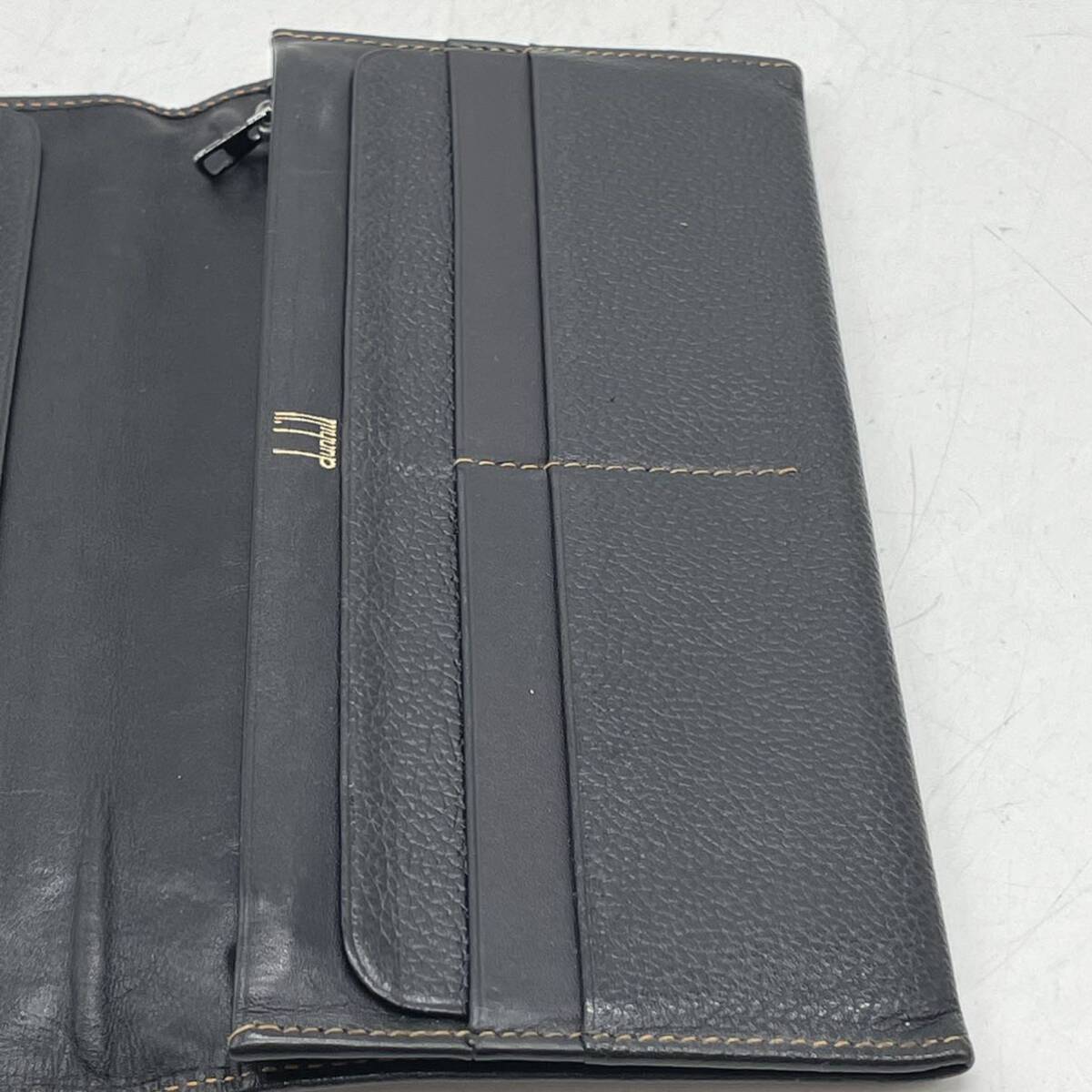 ★KO2213● dunhill ダンヒル 長財布 二つ折り 札入れ ウォレット レザー ロゴ プレート ゴールドカラー金具 黒 ブラック 箱付き_画像9