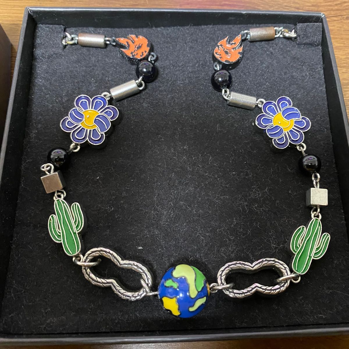 salute CACTUS FLOWER FLAME NECKLACE