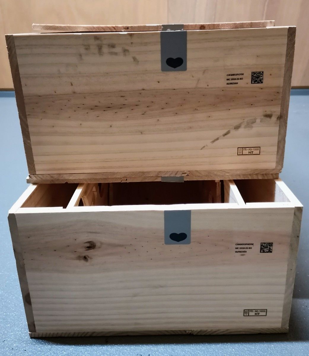 フランスボルドーワイン木箱２、2018'ルマルキドカロンセギュール　ハートマークが おしゃれなウッドケース２　レア品　美品