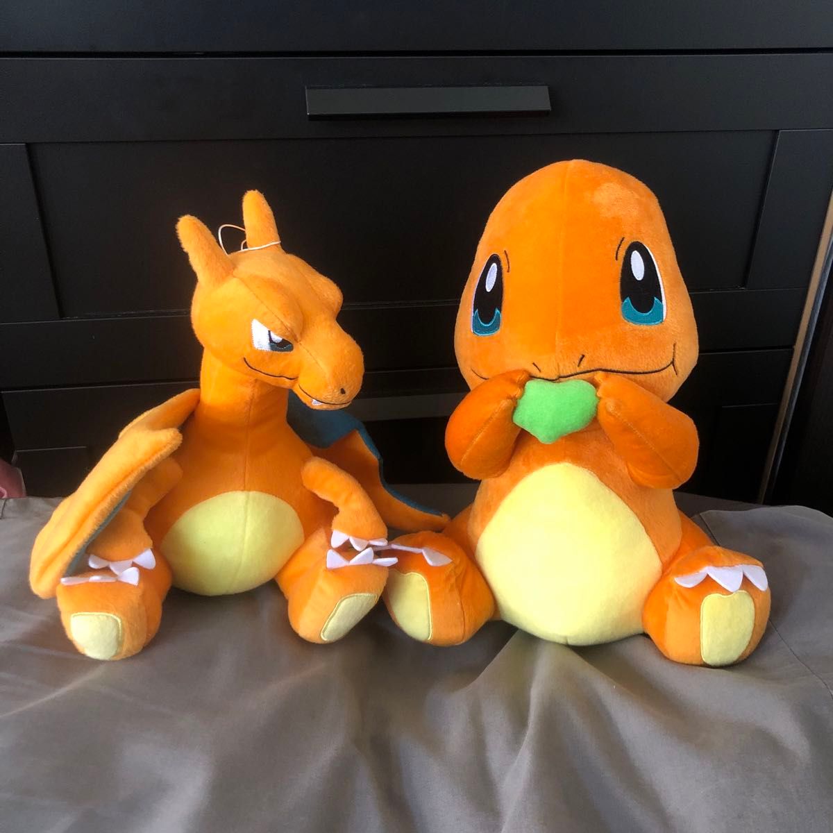 【美品】ポケットモンスター  ヒトカゲ　リザードン　ぬいぐるみ