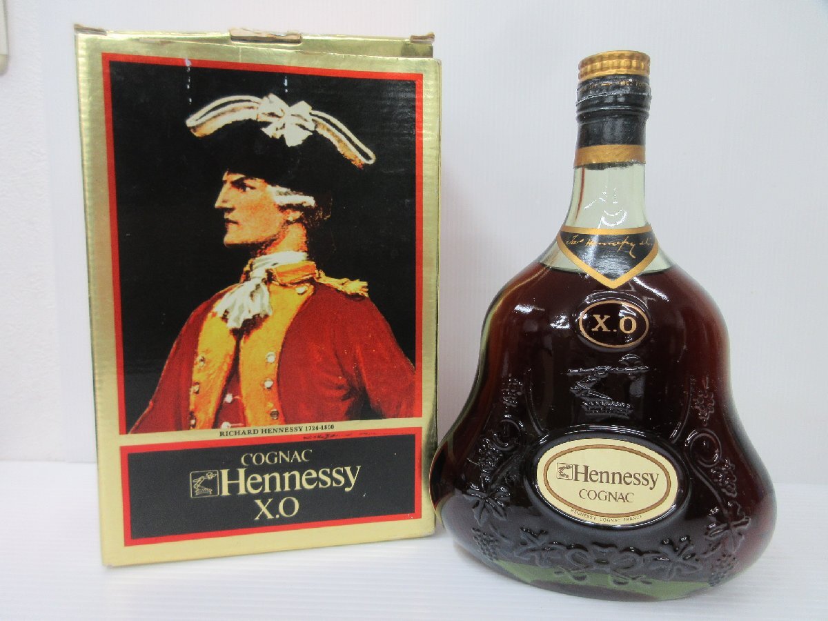 ヘネシー XO グリーンボトル 金キャップ 旧ボトル Hennessy 700ml コニャックブランデー 未開栓 古酒 箱付き/A37619_画像1