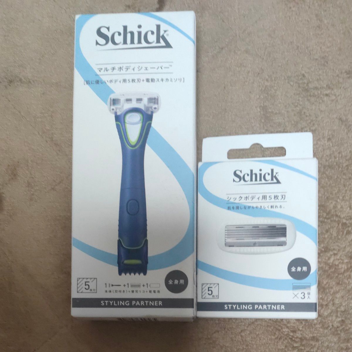 シック Schick マルチ ボディ シェーバー (刃付き + 替刃1コ) トリマー スキンガード付き 5枚刃＋専用替刃3コ