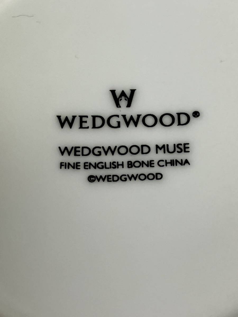 A2403-3054 WEDGWOOD MUSE マグカップ ダンシングアワー 持ち手にキズ・汚れあり フチ塗装剥がれあり 中古 60サイズ梱包予定_画像2