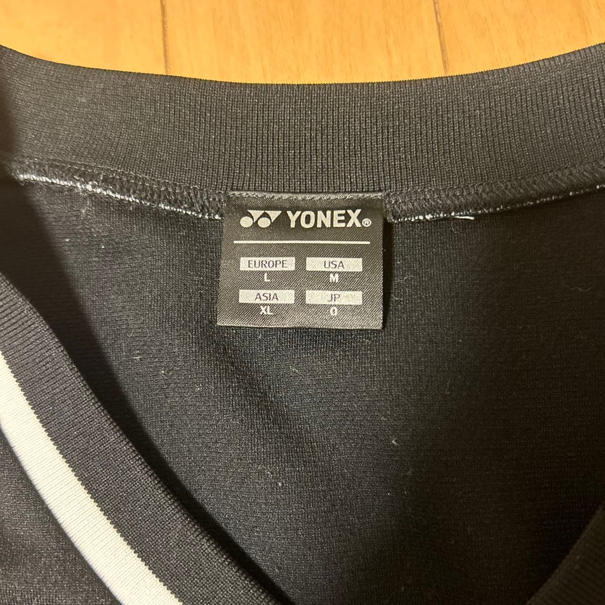 YONEX トレーナー 黒  Vネック 長袖 サイズO