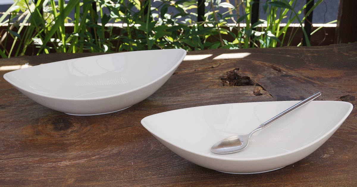  白い食器30.0cm ディープ カヌーボウル^ペアーセットセット 舟形 カレー皿 パスタ皿 カフェ 白 ポーセラーツ 業務用 の画像2
