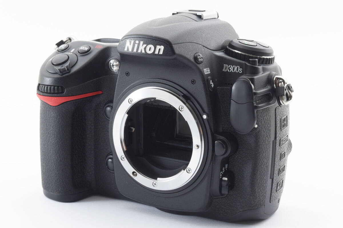 Yahoo!オークション - 超超美品 ニコン Nikon D300s ボディ Yahoo!オークション - 超超美品 ニコン Nikon D300s ボディ