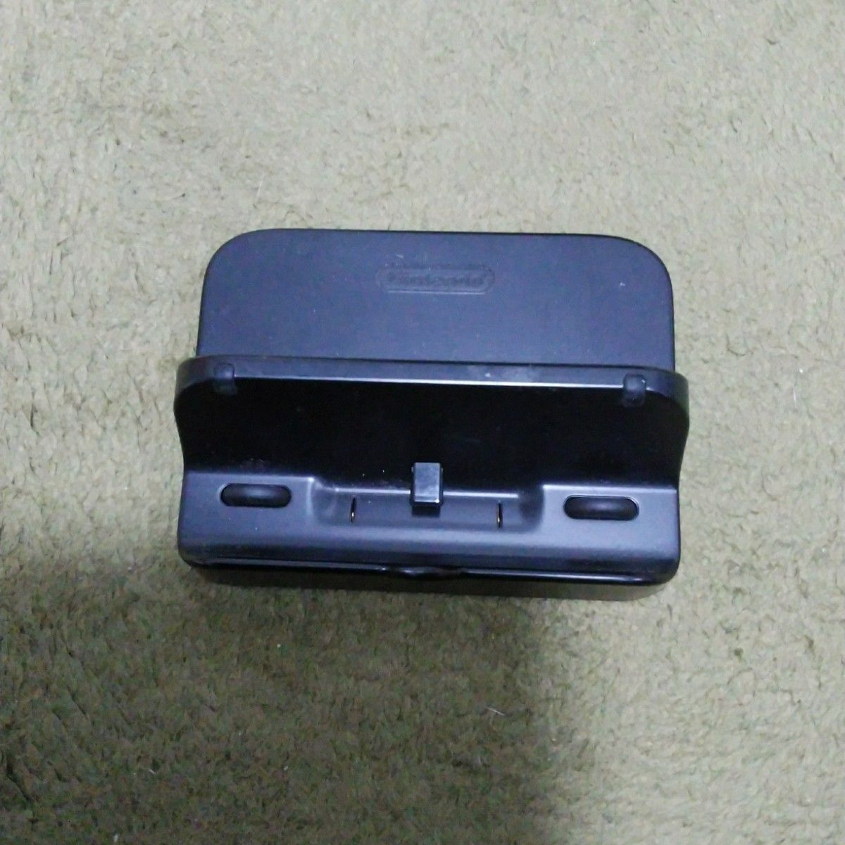 NINTENDO　Wii Uゲームパッド用充電スタンド＋スタンド　　　ニンテンドー