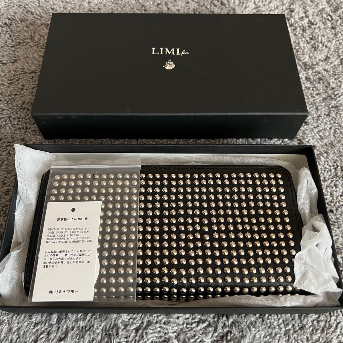 LIMI feu リミフゥ スタッズレザーウォレット 長財布