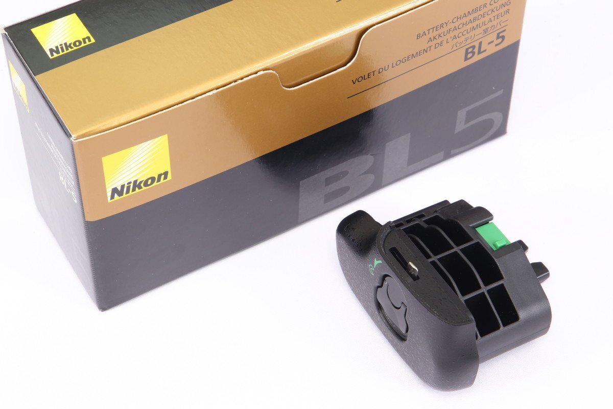 【 新品同様 】 Nikon バッテリー室カバー BL-5の画像2