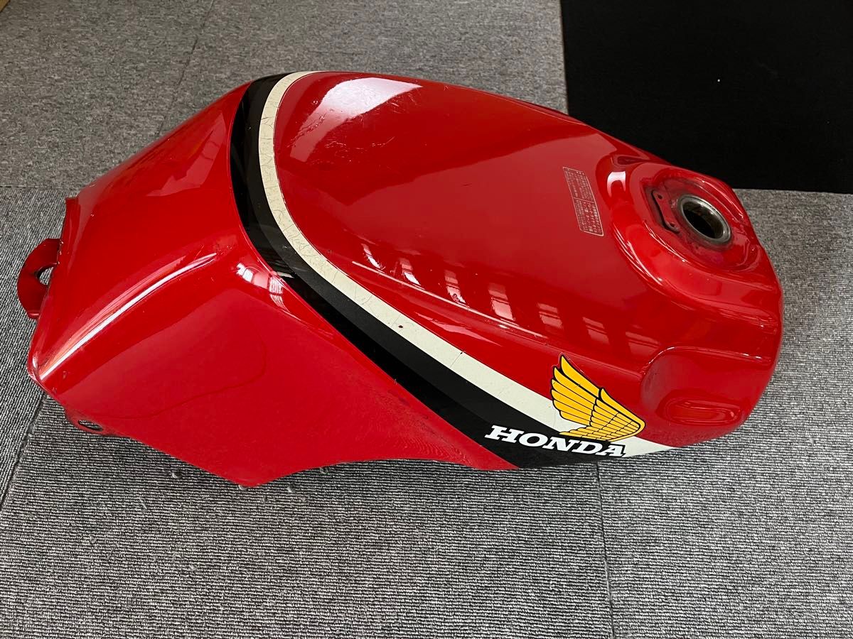 希少 オリジナル CBR400F 1型 赤色 外装 外装セット タンク 希少 オリジナル CBR400F 1型 赤色 外装 外装セット タンク