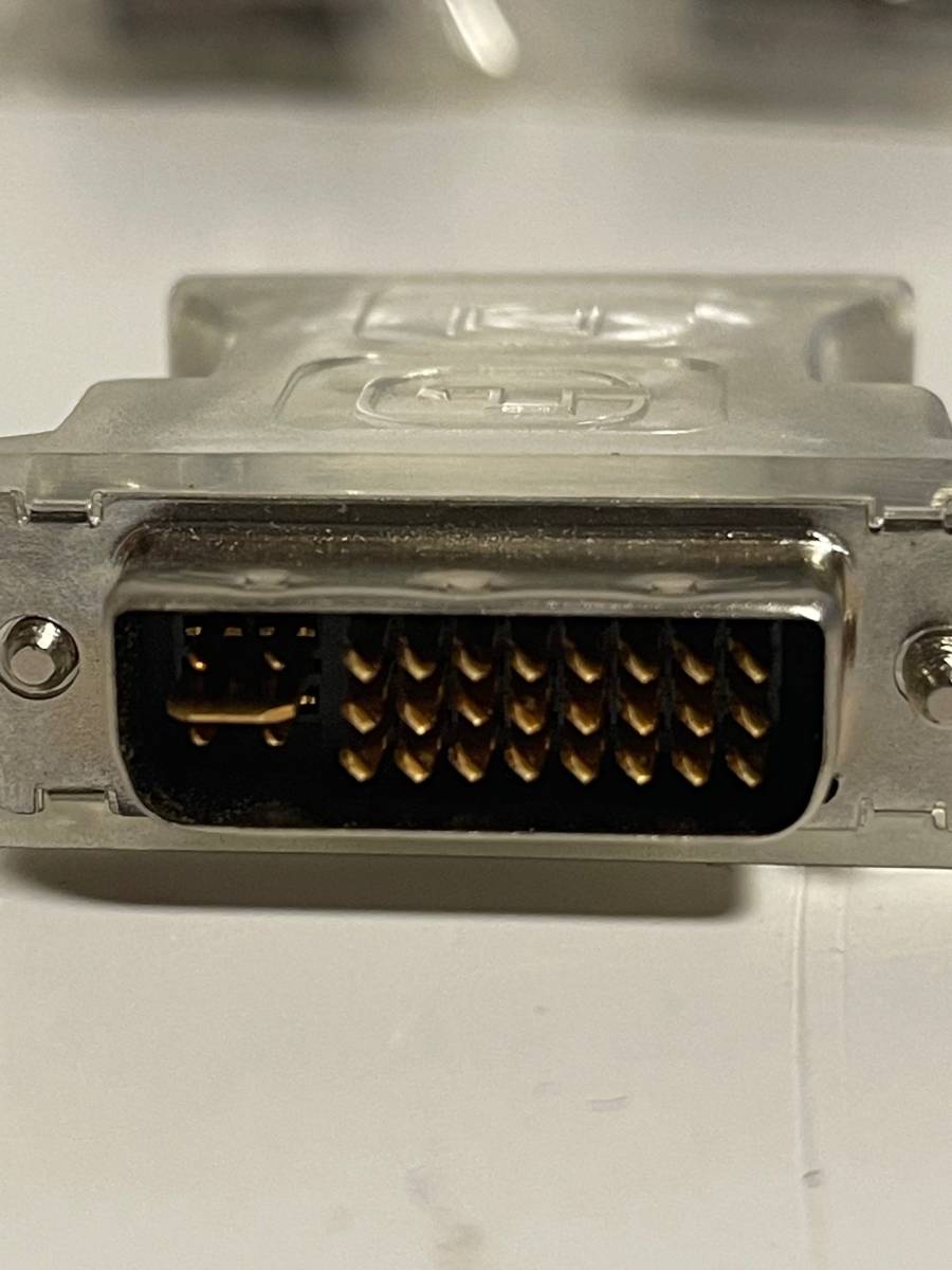 送料無料 未使用品DVI-I(Integrated, デジタルおよびアナログ兼用）⇔ VGA(D-SUB)変換アダプター12個セット_画像4