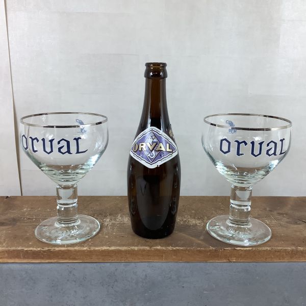 ASA049. ORVAL／オルヴァル. ベルギービール 空きビン. グラス x 2点_画像1