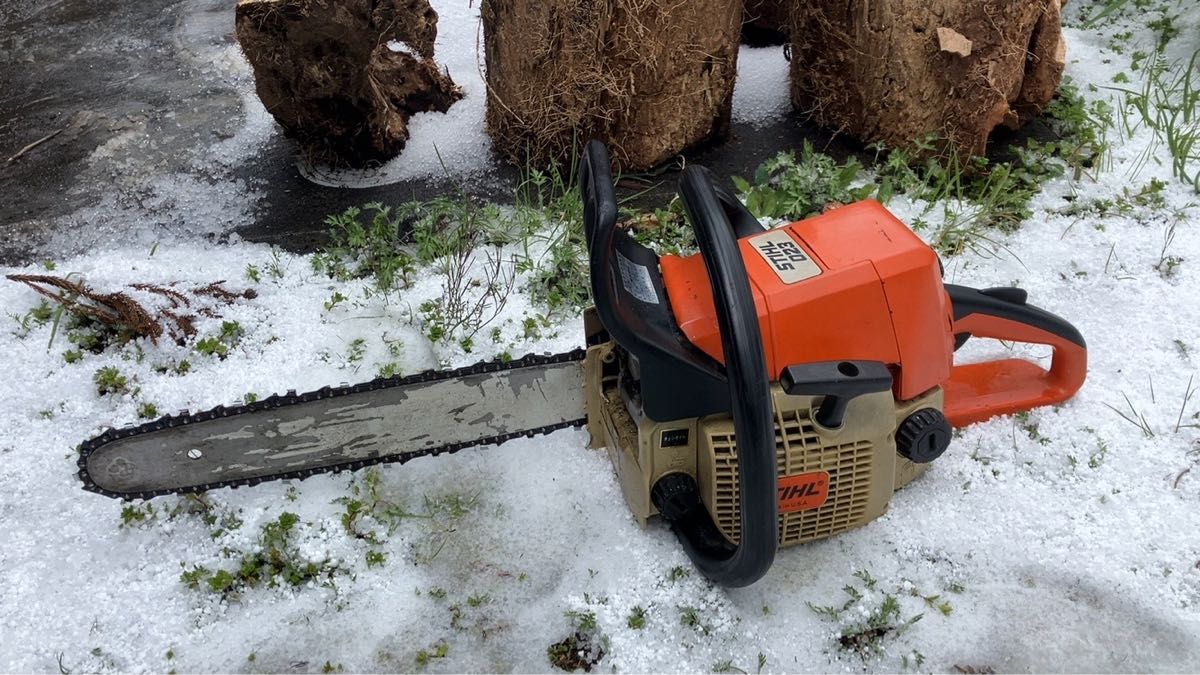 STIHL スチール MS180C-E 35cmバー チェンソー 未使用 値下不可 STIHL スチール MS180C-E 35cmバー チェンソー 未使用 値下不可
