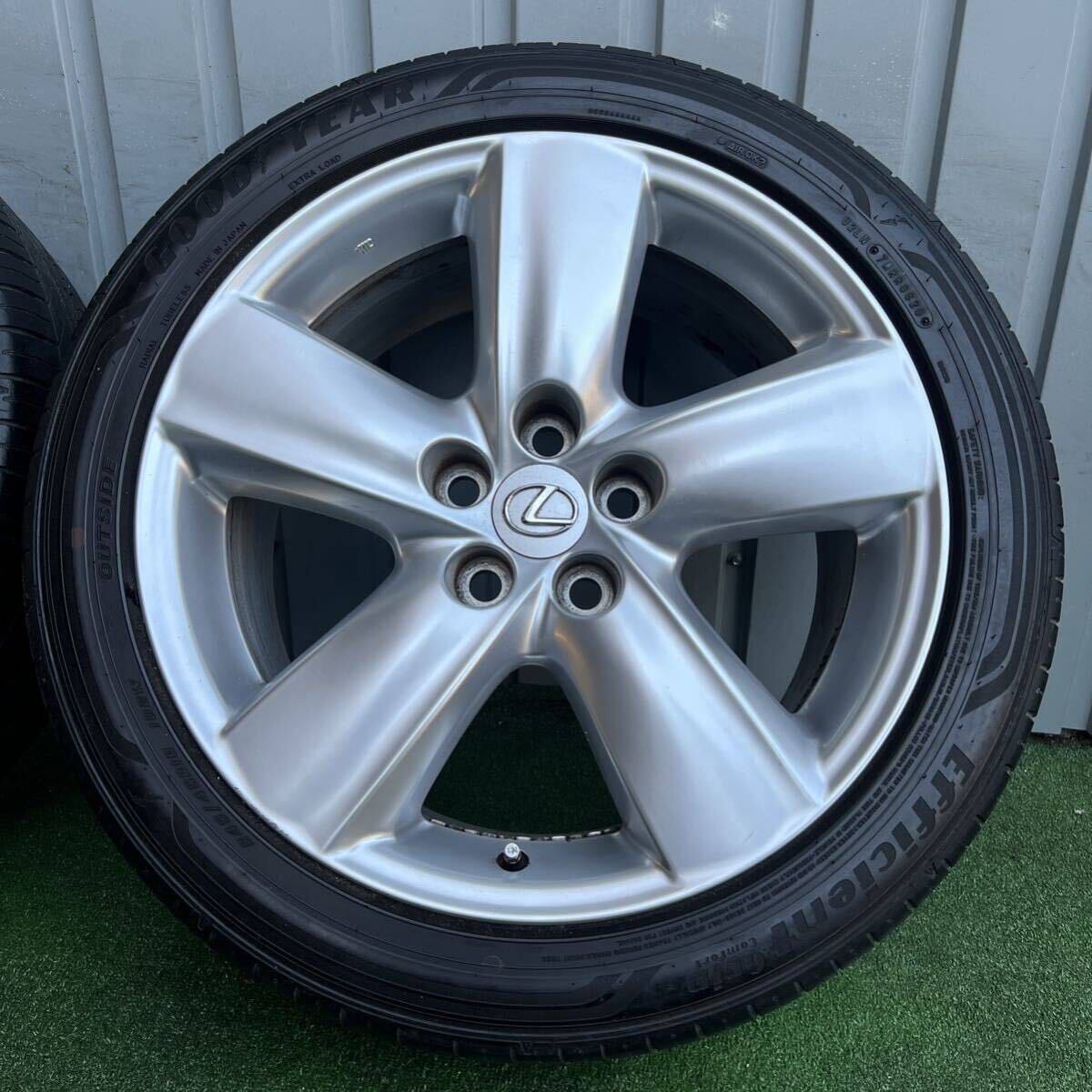 レクサス LS460 LS600純正ホイール/タイヤ19インチ (245/45R19) GOODYEAR グッドイヤー EFFICIENT GRIP 2020年タイヤ　 タイヤの深さ 75%_画像2