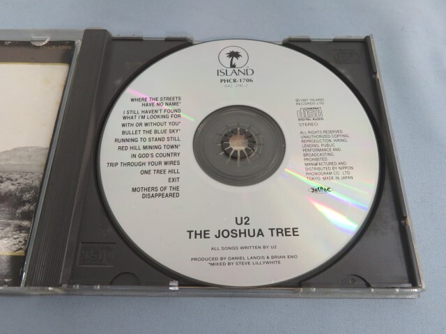 ★U2 THE JOSHUA TREE CD ヨシュア・トゥリー 歌詞カード/ケース付き USED 92000②★！！_画像2