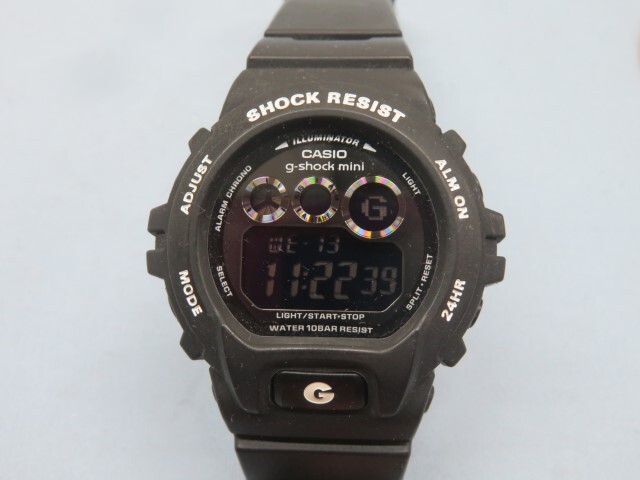 ★CASIO GMN-690 腕時計 G-SHOCK Mini クォーツ デジタル カシオ Gショック ミニ 電池交換済み 92446★！！_画像2