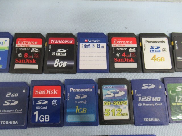 60枚以上セット★TOSHIBA/SanDisk/SONY メモリーカード 256GB/32GB/16GB/8GB 東芝 ソニー サンディスク PC用品 大量 ジャンク 92916★！！の画像3