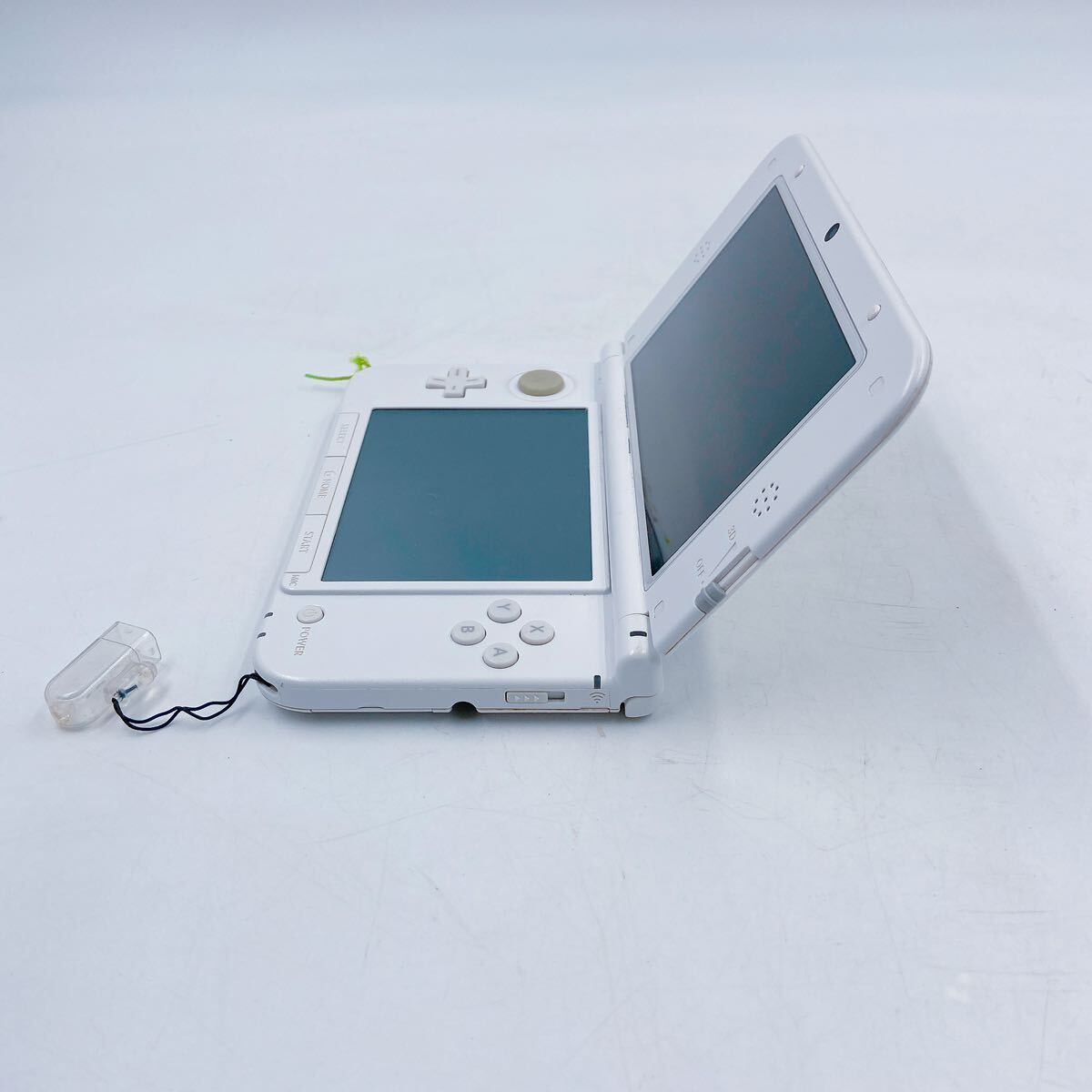 3A073 Nintendo ニンテンドー 3DS LL SPR-001(JPN) ゲーム 本体 ホワイト 白 充電器付 _画像3