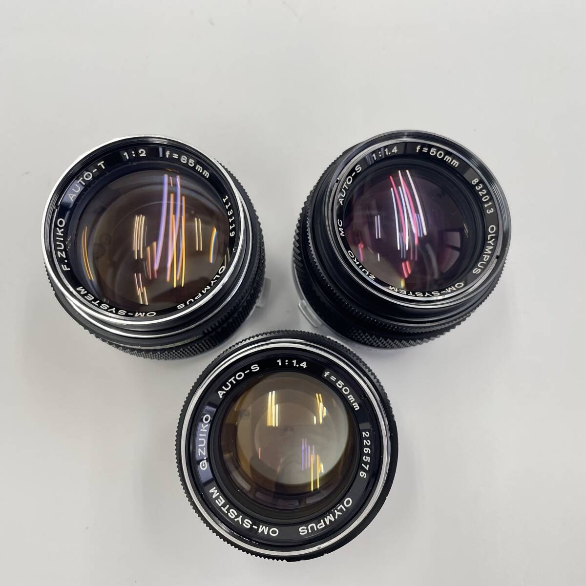ジャンク　現状品 Olympus Zuiko 50mm f/1.4 85mm f/2 3 Lens Set オリンパス レンズ 3本 (50mm 50mm 85mm)_画像1