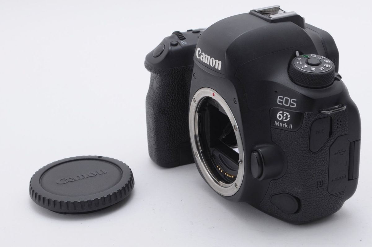 美品 Canon  キヤノン EOS 6D Mark ii トリプルレンズセット SDカード、おまけ付き デジタル一眼レフカメラ