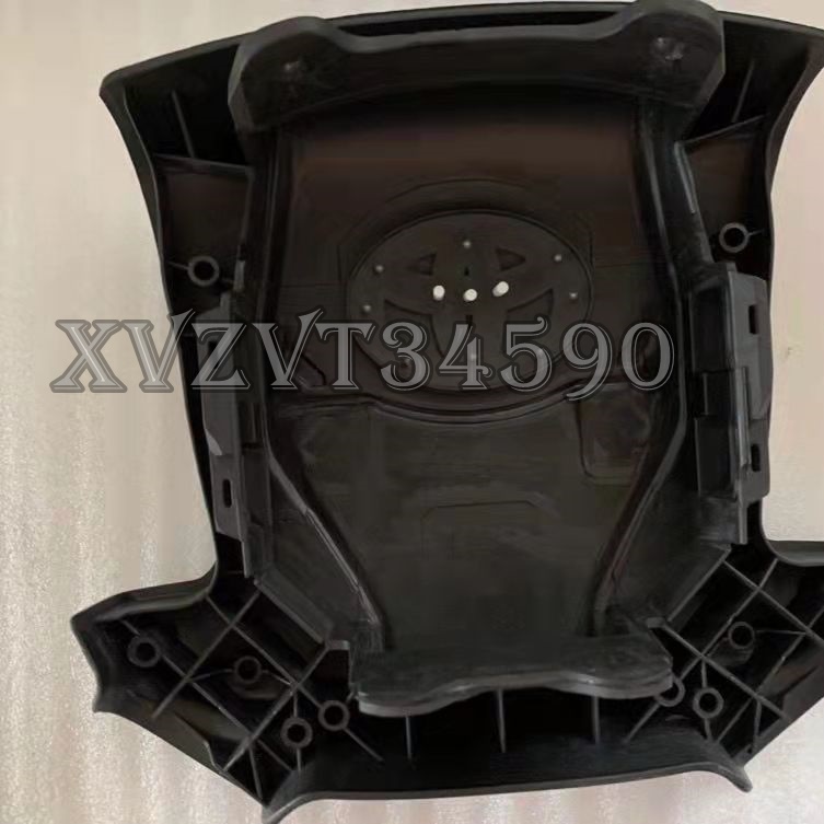 * free shipping Toyota Land Cruiser 200 URJ202W UZJ200W Hiace 200 series 4 type 5 type driver`s seat steering gear air bag cover 