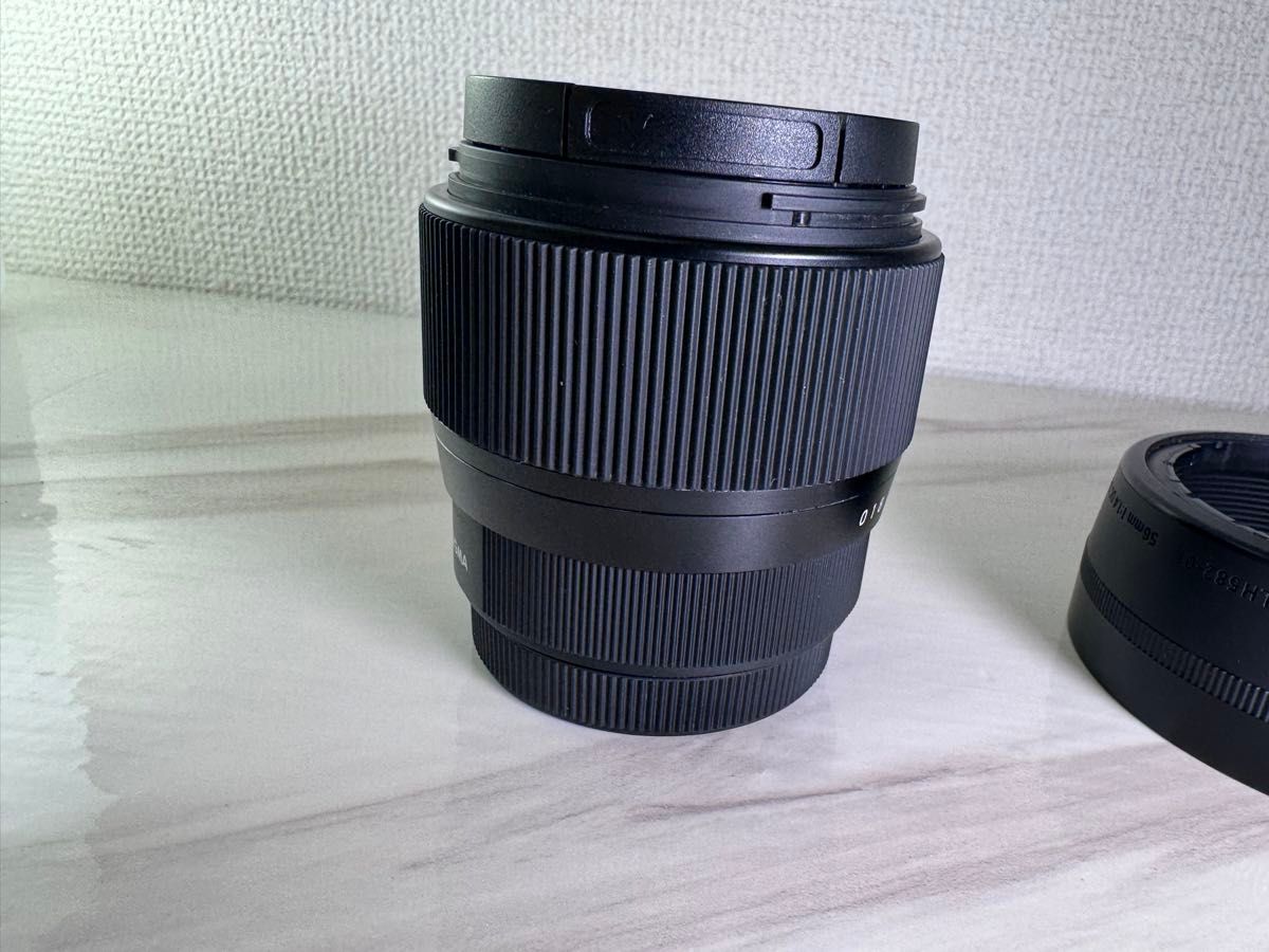 美品　SIGMA 56mm F1.4 DC DN APS-C Contemporary フジXマウント 元箱付き