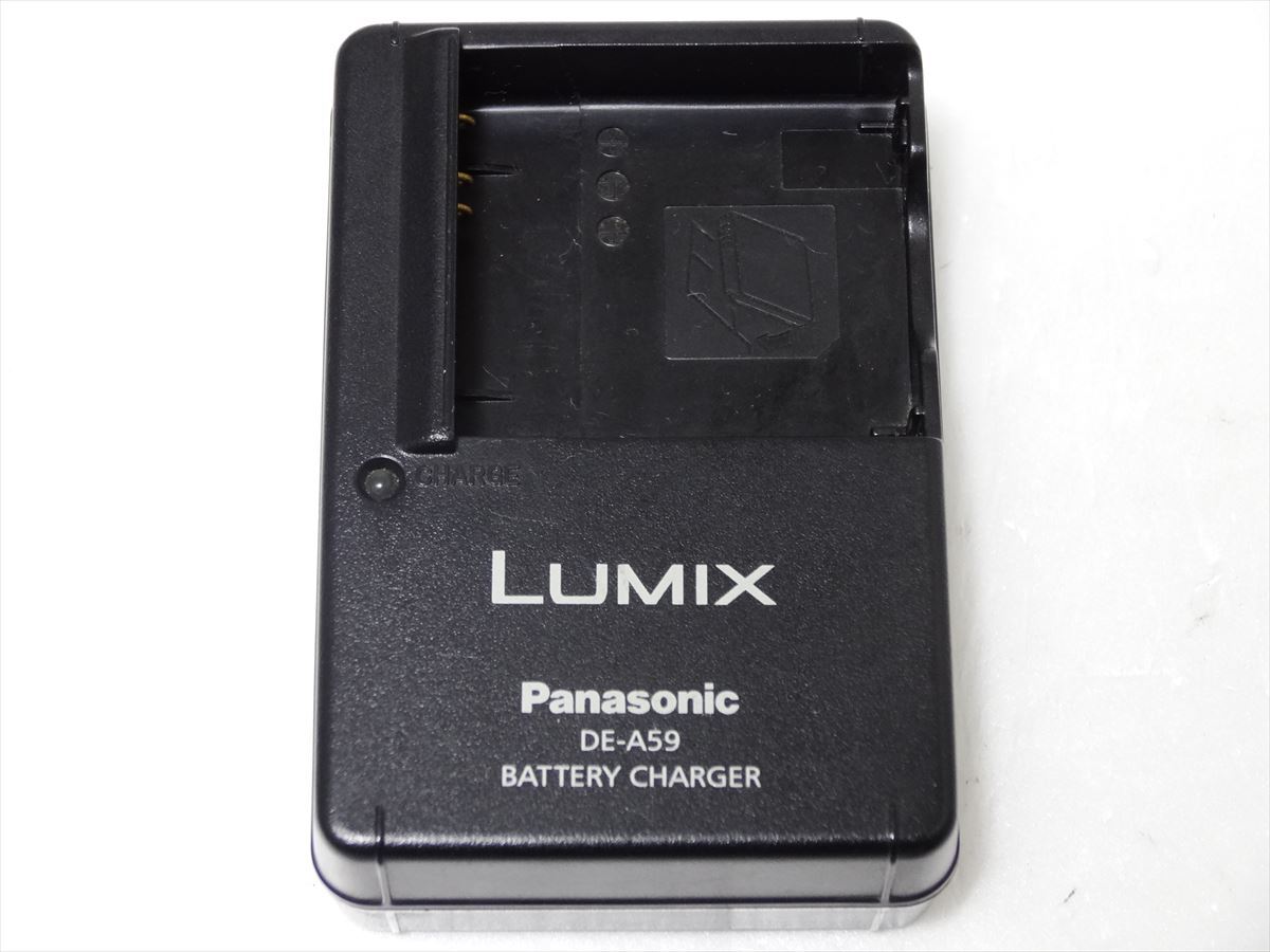 Panasonic DE-A59 バッテリー充電器 パナソニック　DMW-BCF10 用　 DE-A59C 送料140円　90044_画像1