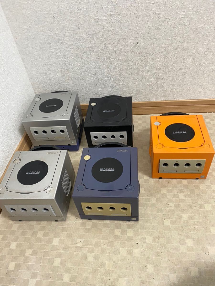  nintendo Game Cube 5 pcs together sell 