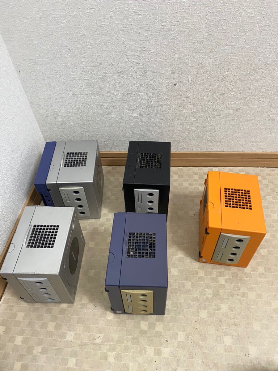  nintendo Game Cube 5 pcs together sell 