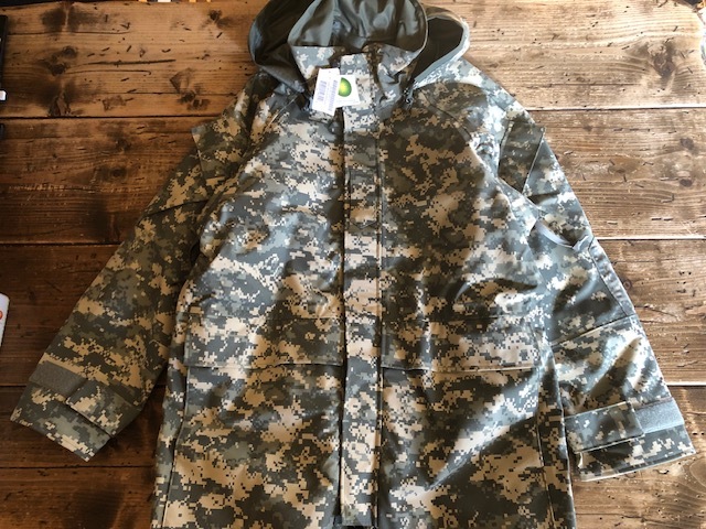 新品 未使用 タグ付 GORE-TEX パーカー M シティーカモ MADE IN USA ゴアテックス USMCモデル アウトドア ミリタリー バイカー アーミー