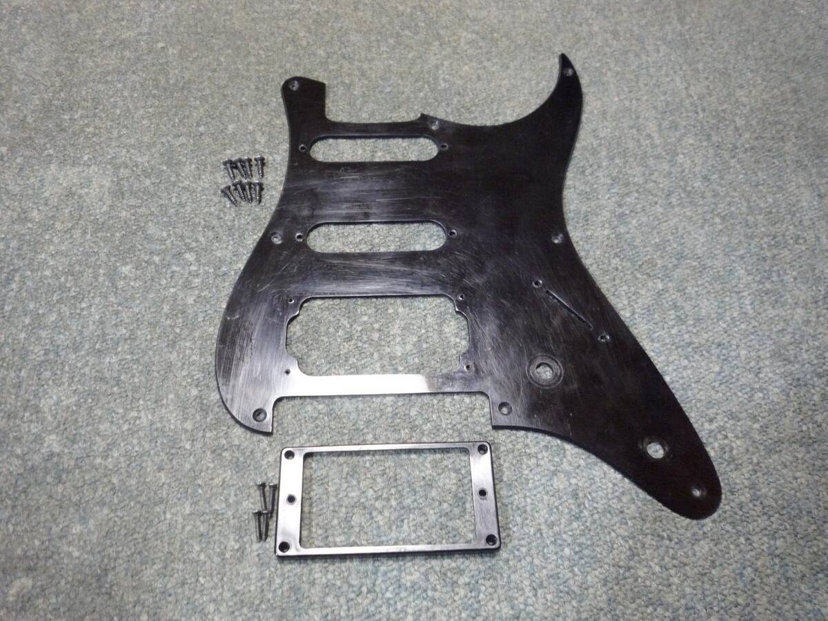 1990年製 FERNANDES FST-50 用 Pickguard Black 1PLY SSH 8点留め FRT用　フェルナンデス ミディアムスケール ストラトタイプ フロイド用_画像1